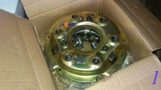 China Dongfanghong DFH180 tractor parts, the clutch assembly with driven disc, part number: 18.21.011 supplier