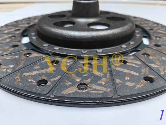 10 Gears Smooth Surface Disc Clutch / Friction Disc For Massey Ferguson 158 231 240 250 supplier